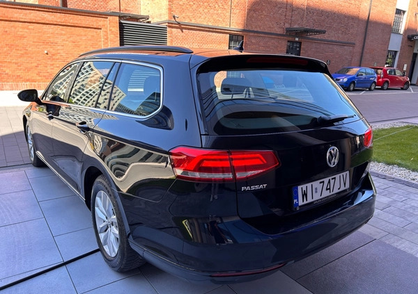 Volkswagen Passat cena 74990 przebieg: 62000, rok produkcji 2019 z Kraków małe 742